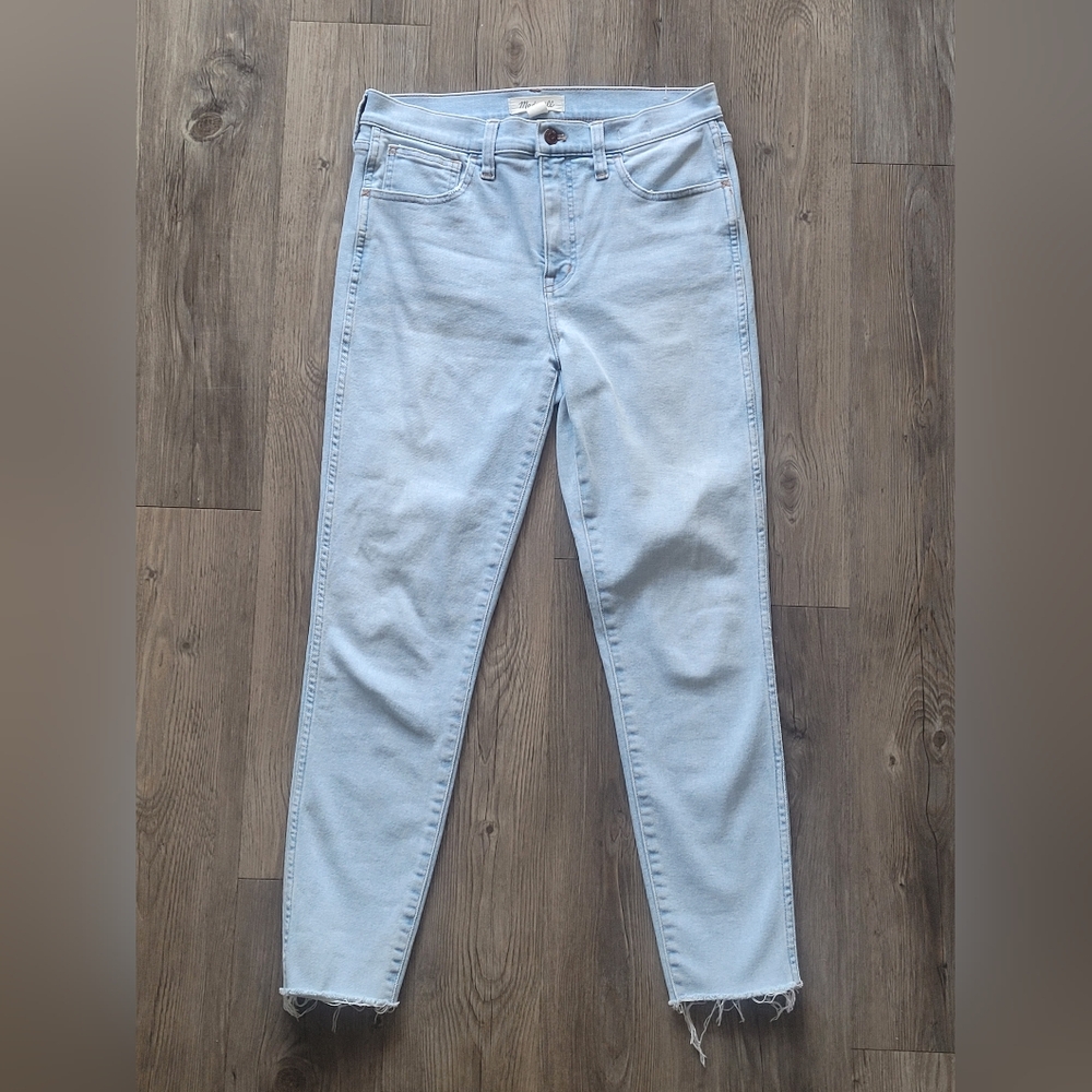 Madewell 10" Roadtripper jeans size 29 light wash raw hem